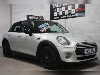 Used MINI Hatch 2015 for sale - 77030043: Photo