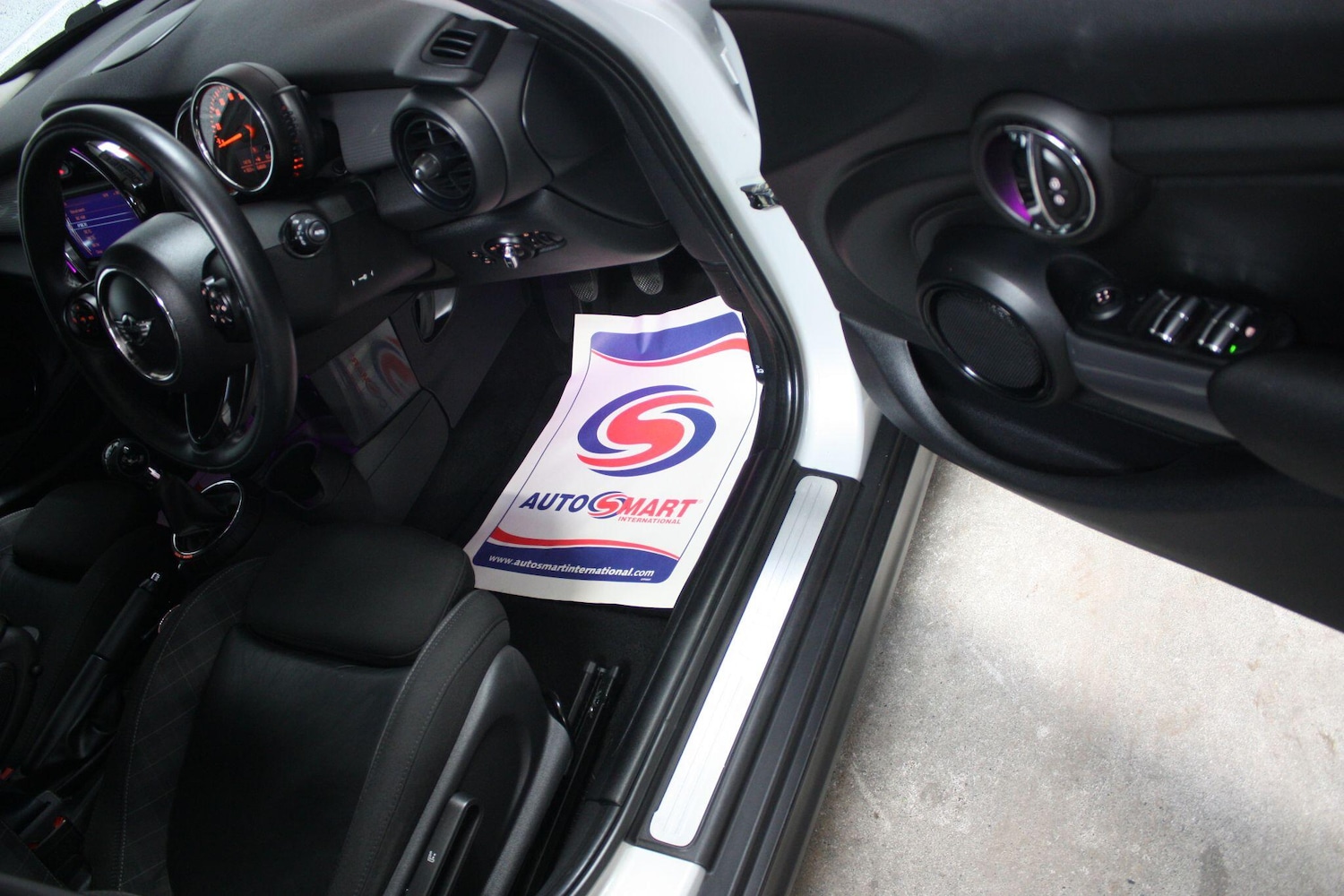 Used MINI Hatch 2015 for sale - 77030043: Photo 21