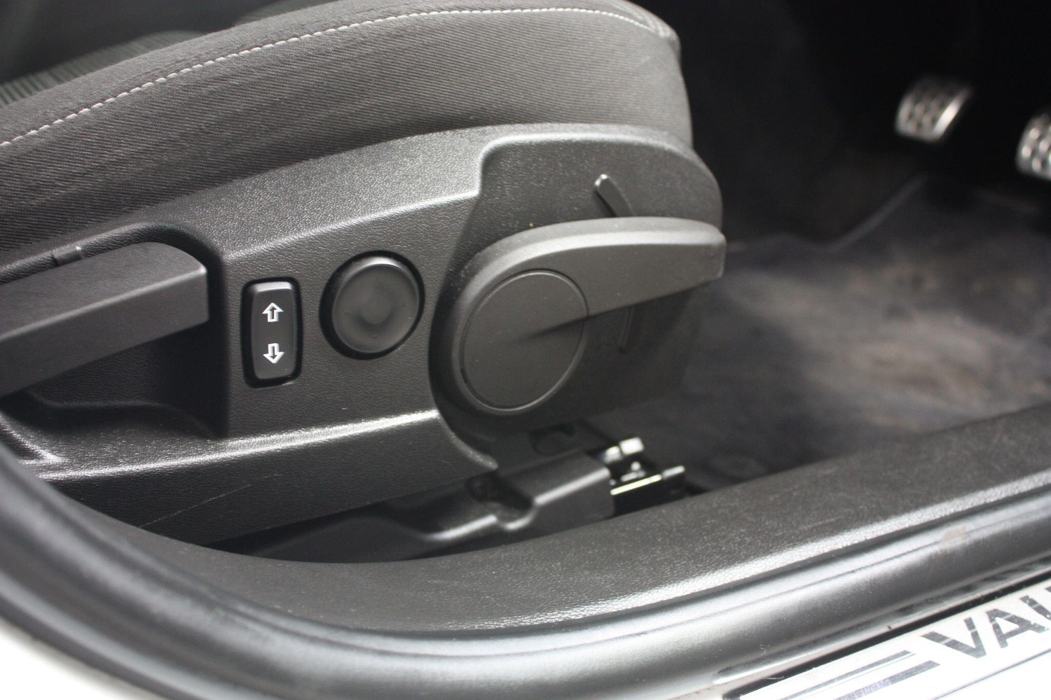 Used Vauxhall Insignia 2016 for sale - 77203944: Photo 21