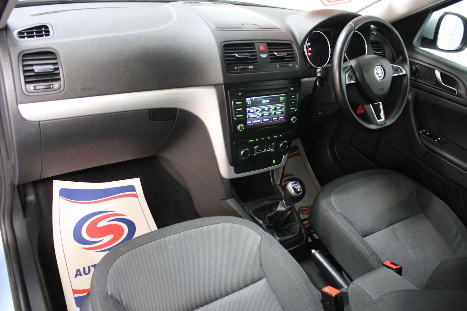 Used Skoda Yeti 2014 for sale - 76912880: Photo 9