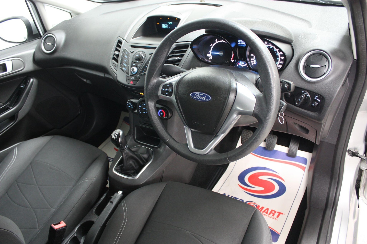 Used Ford Fiesta 2013 for sale - 77625363: Photo 13