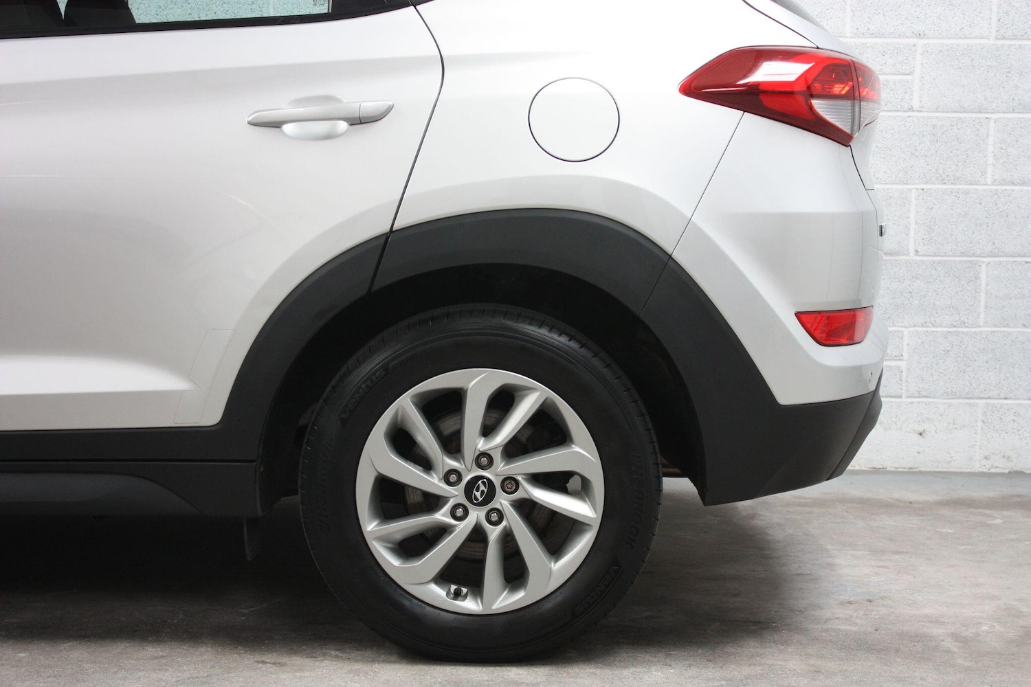 Used Hyundai TUCSON 2016 for sale - 76349230: Photo 30