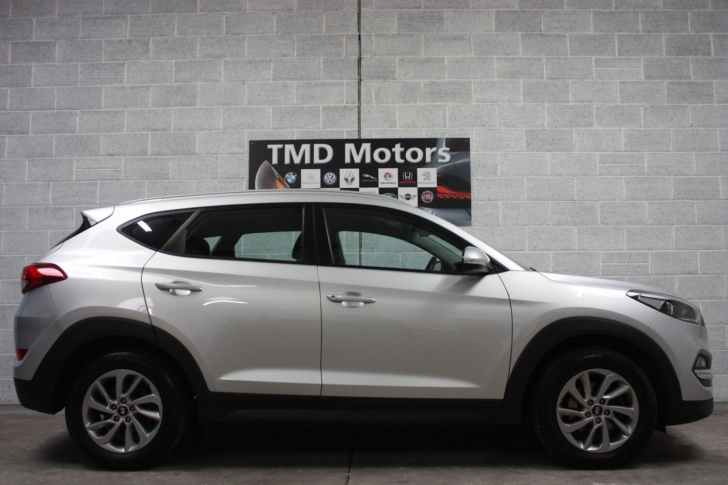 Used Hyundai TUCSON 2016 for sale - 76349230: Photo 4