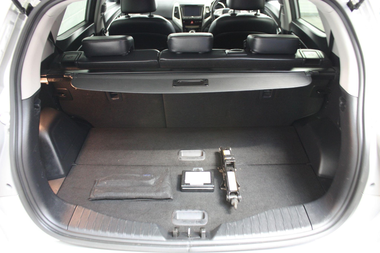 Used Ssangyong Tivoli 2017 for sale - 77625928: Photo 21