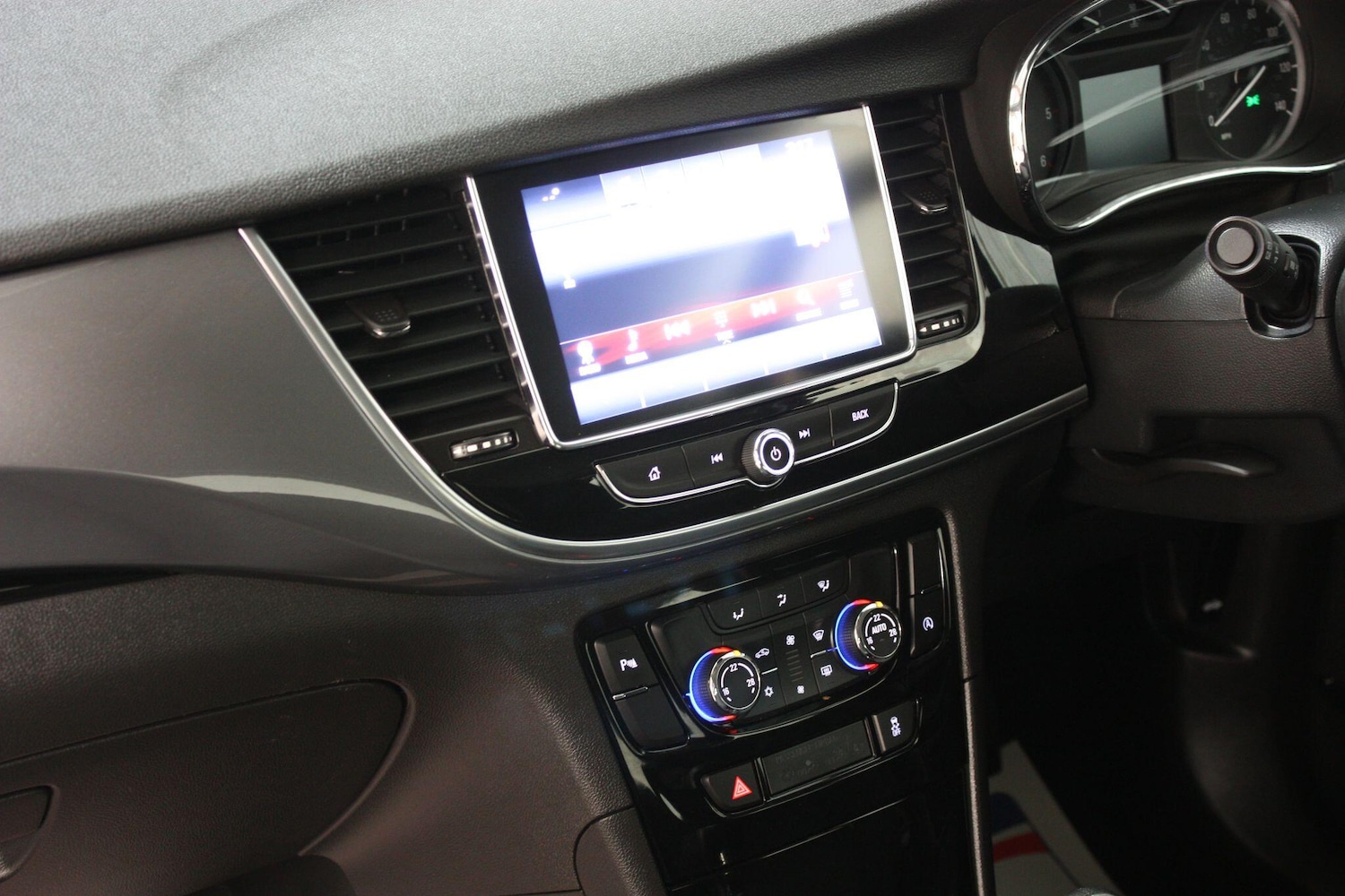 Used Vauxhall Mokka X 2018 for sale - 76441145: Photo 10