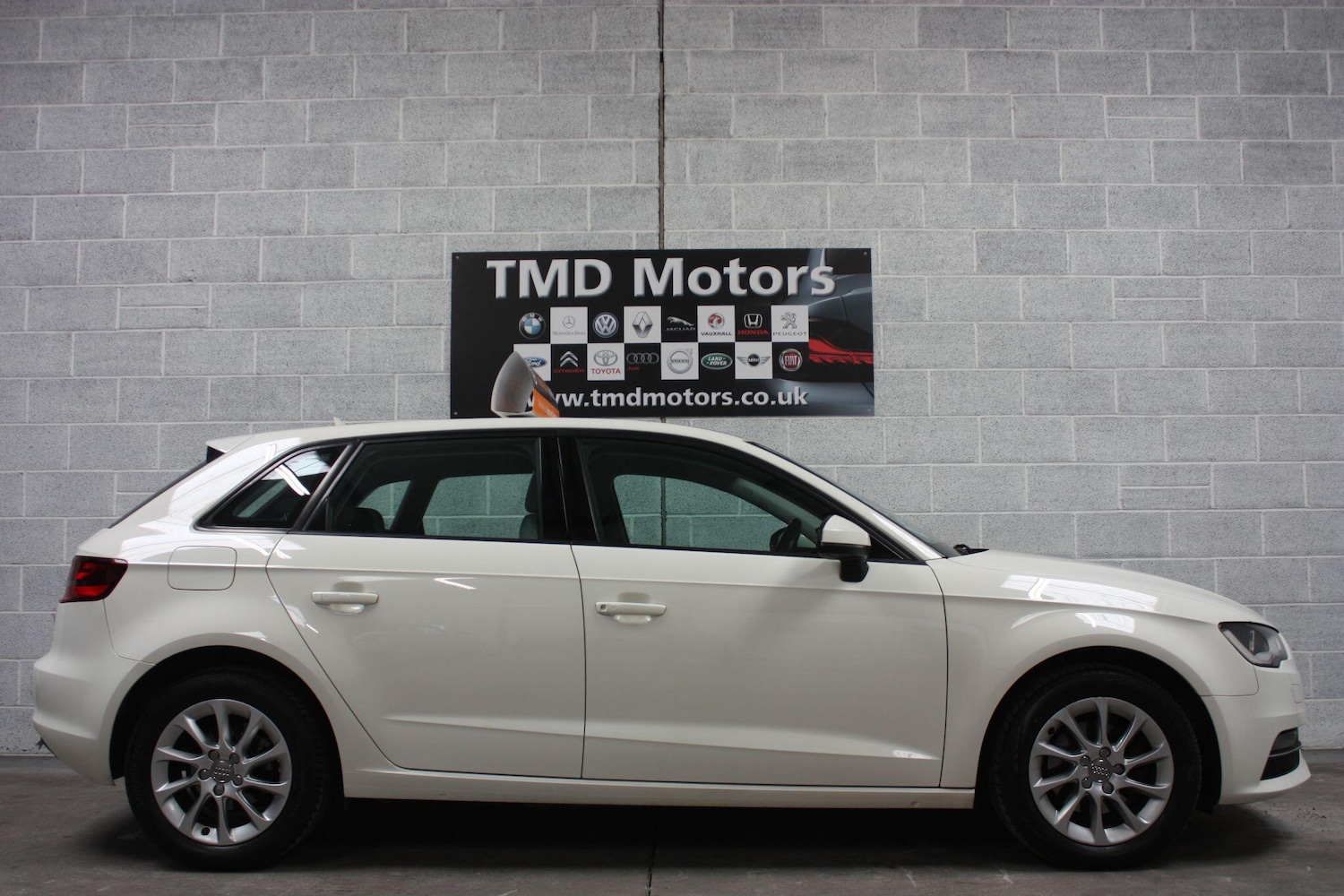 Used Audi A3 2015 for sale - 78086719: Photo 5