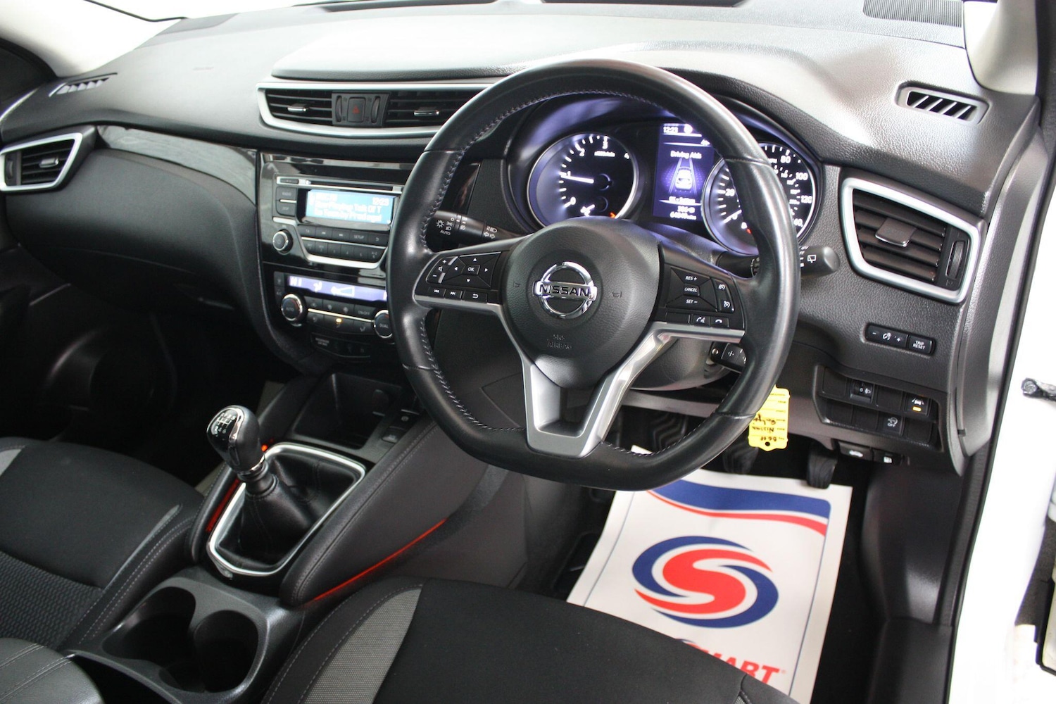 Used Nissan Qashqai 2018 for sale - 76752995: Photo 13