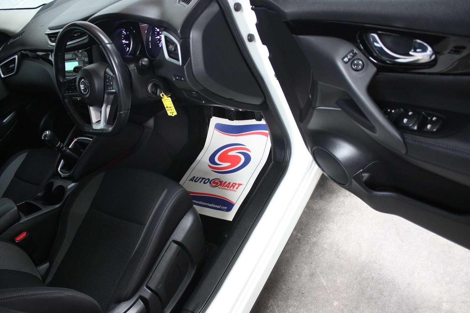 Used Nissan Qashqai 2018 for sale - 76752995: Photo 18