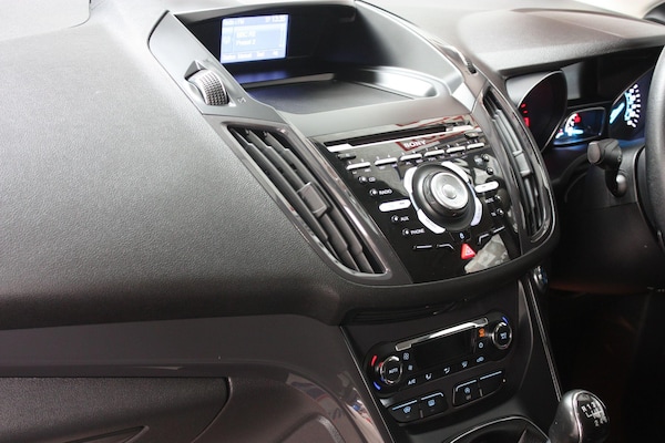 Used Ford Kuga 2015 for sale - 75600349: Photo 10