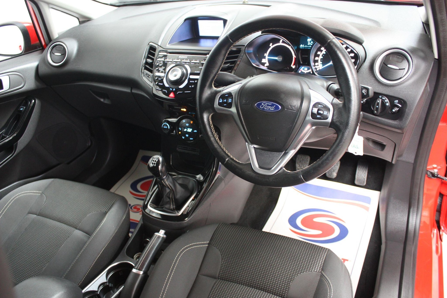 Used Ford Fiesta 2016 for sale - 76295350: Photo 14