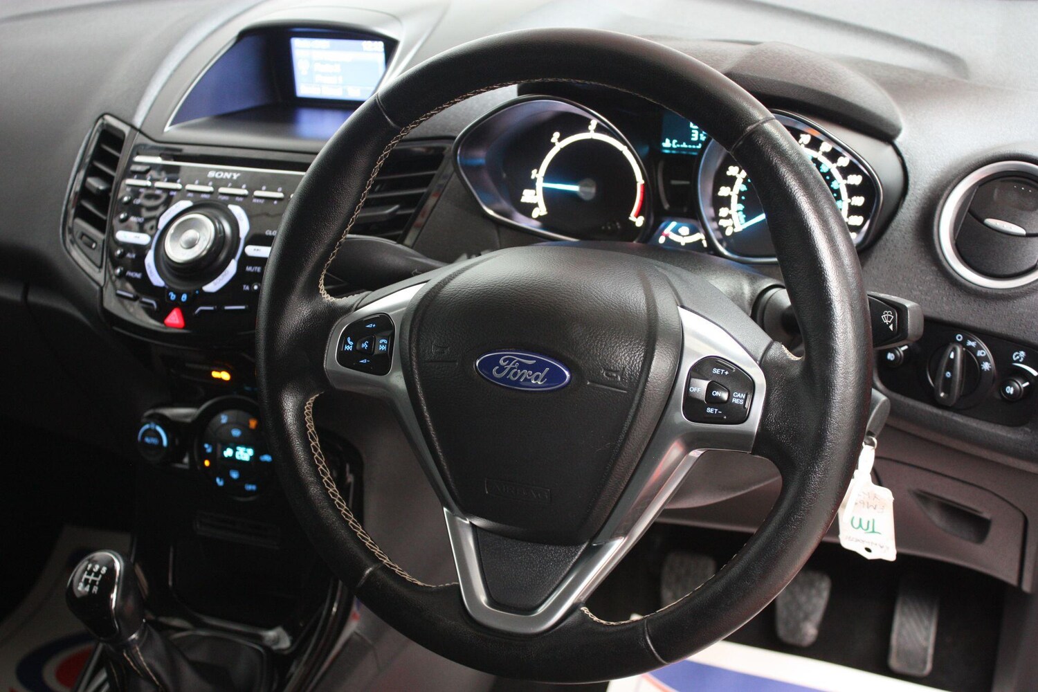 Used Ford Fiesta 2016 for sale - 76295350: Photo 15