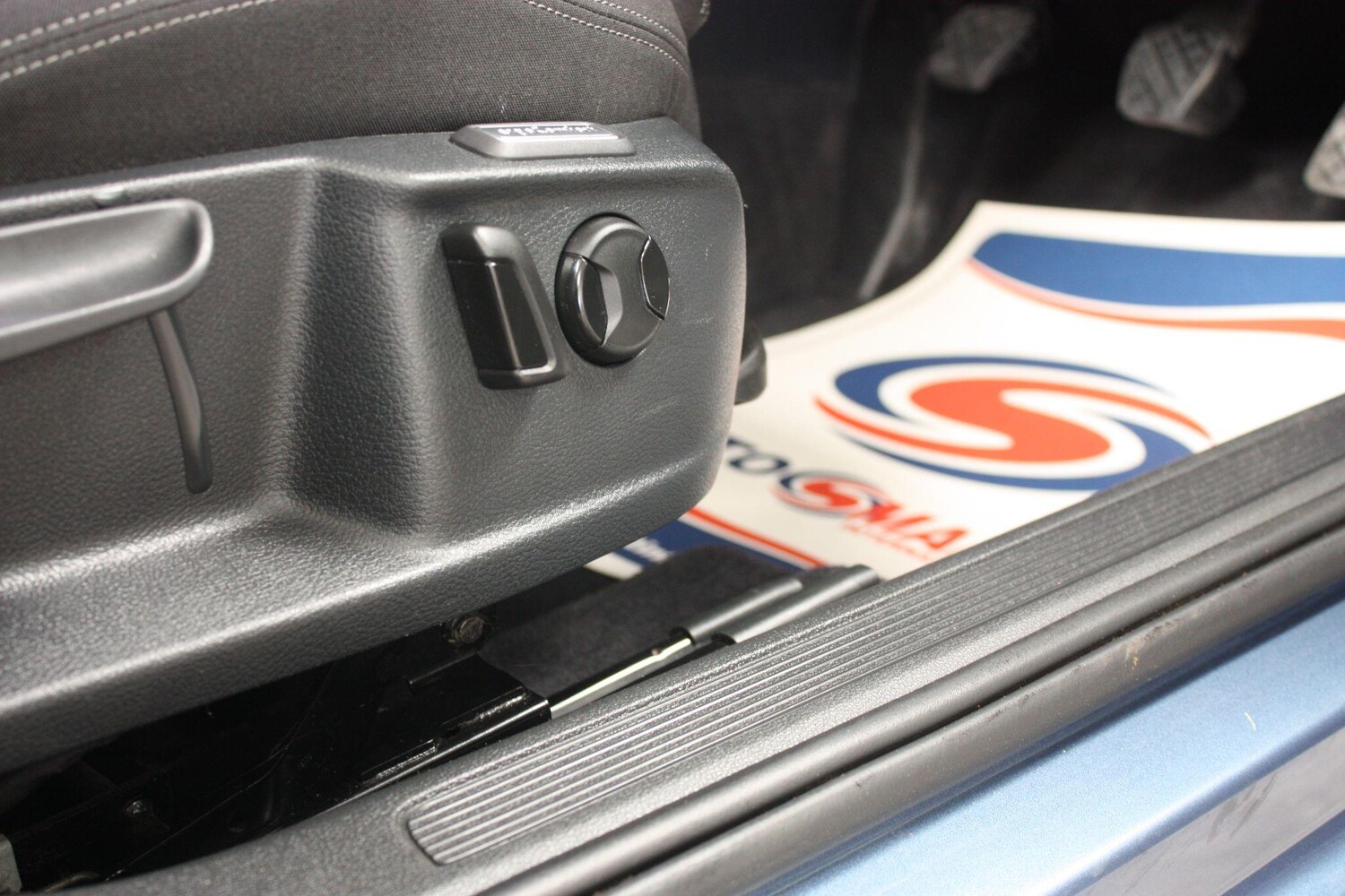 Used Volkswagen Passat for sale - 78214184: Photo 22