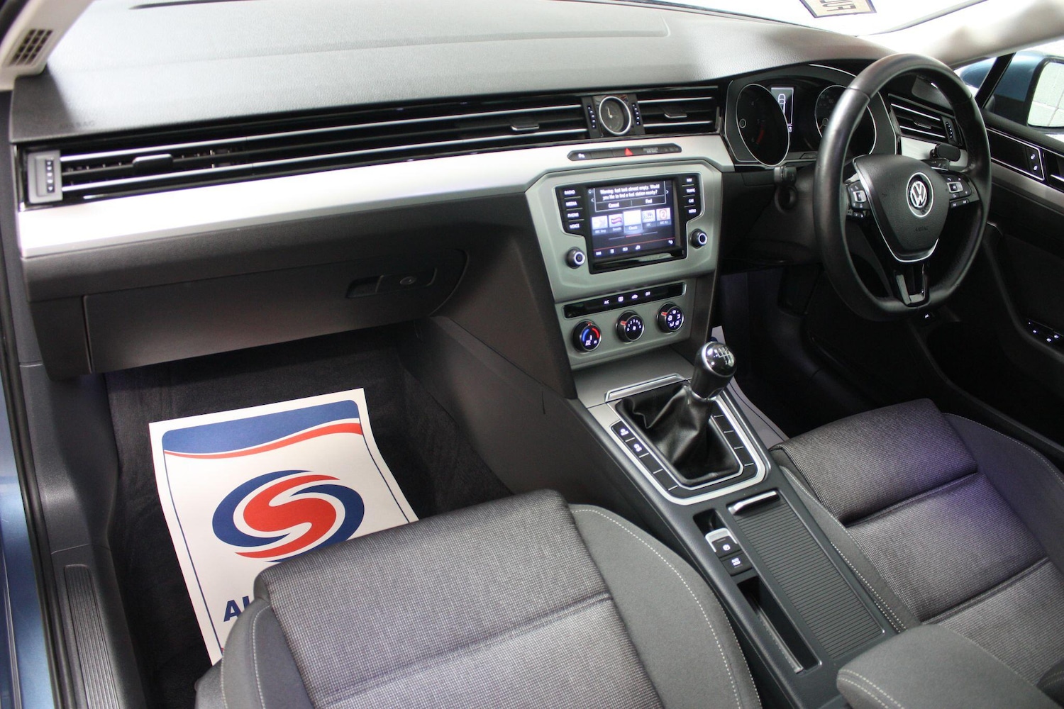 Used Volkswagen Passat for sale - 78214184: Photo 9