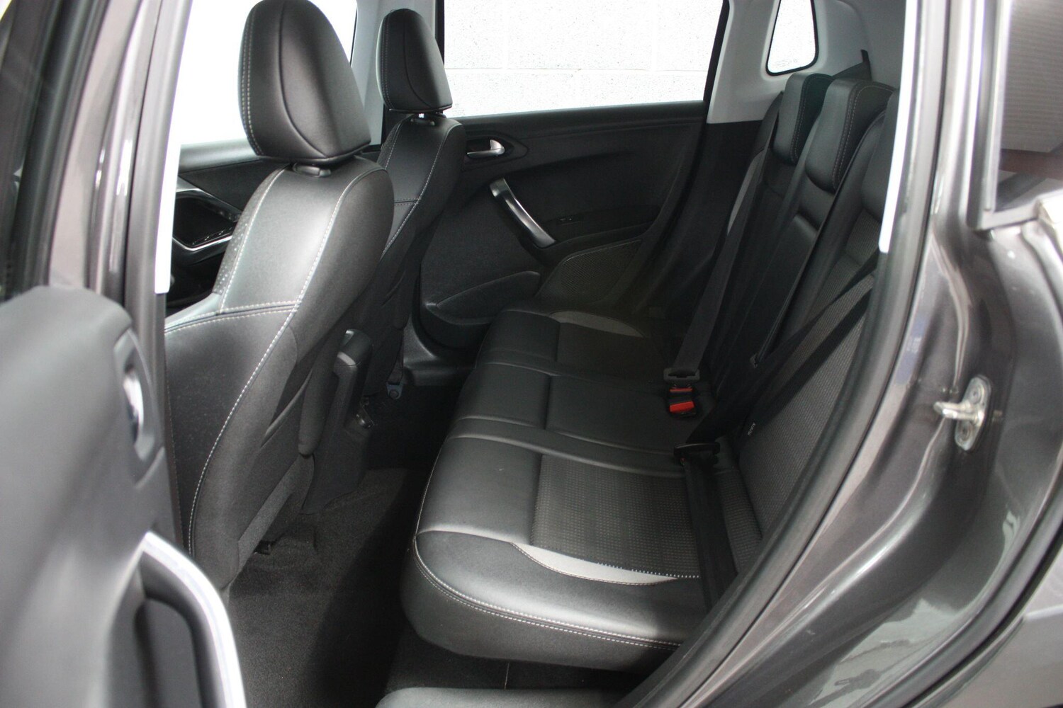 Used Peugeot 2008 2016 for sale - 76020707: Photo 15