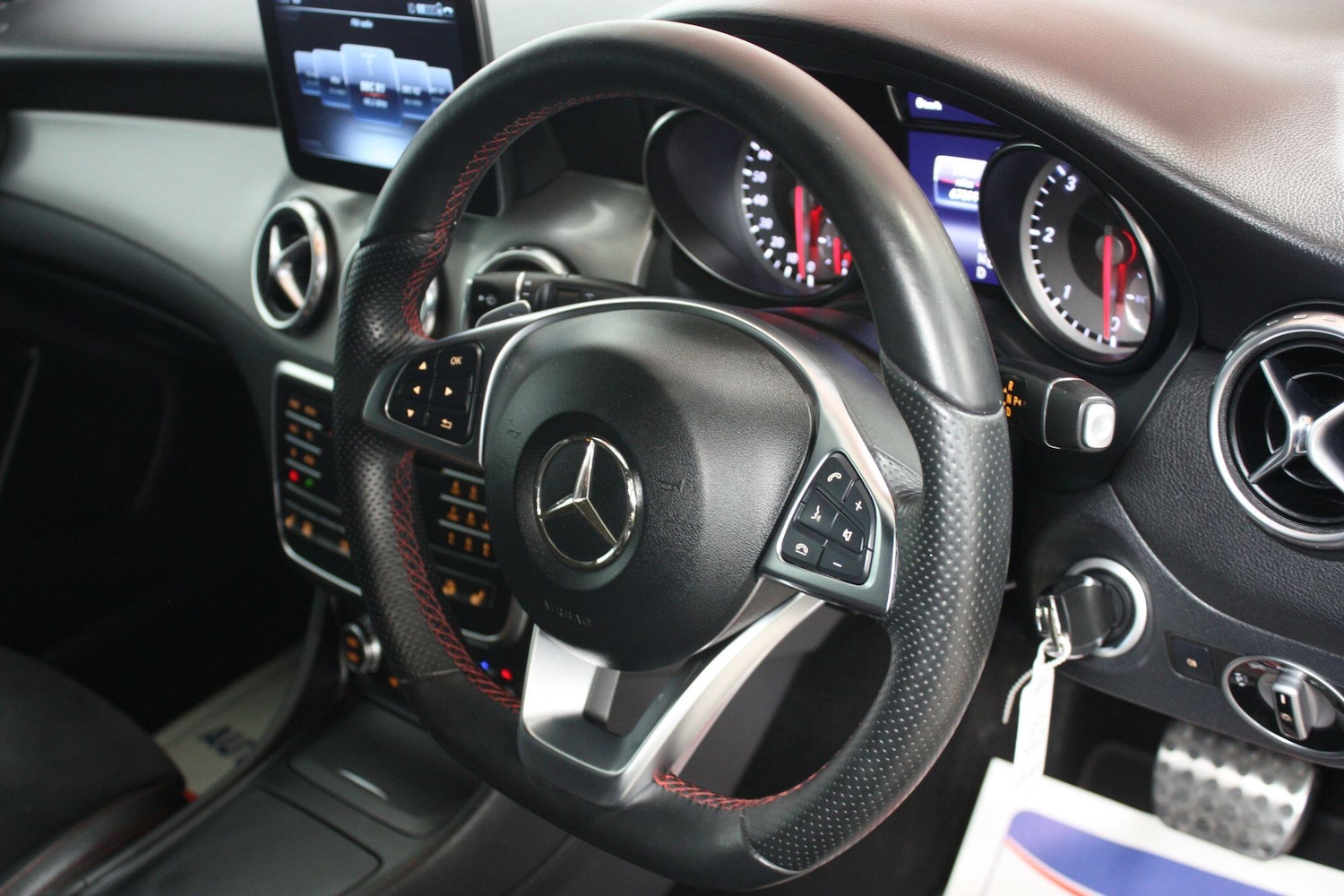 Used Mercedes-Benz GLA 2017 for sale - 77015275: Photo 17