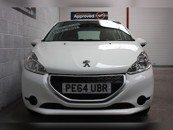 Used Peugeot 208 2014 for sale - 78347434: Photo