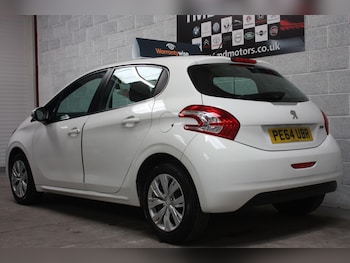 Used Peugeot 208 2014 for sale - 78347434: Photo