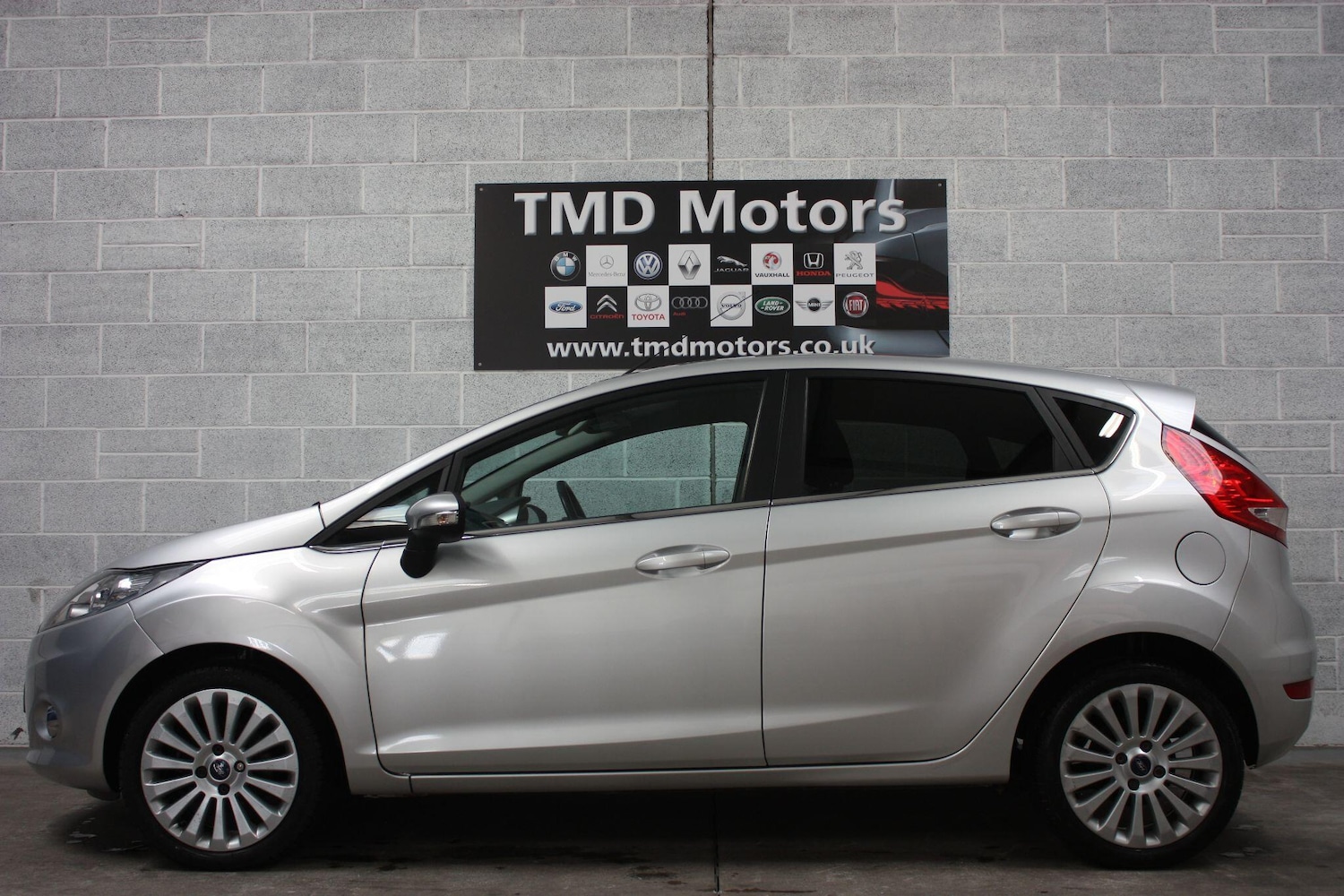 Used Ford Fiesta 2010 for sale - 76936361: Photo 4