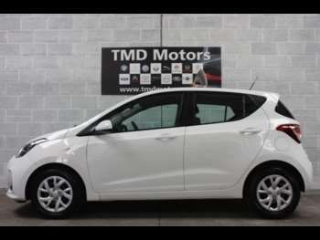 Used Hyundai i10 2018 for sale - 74800003: Photo