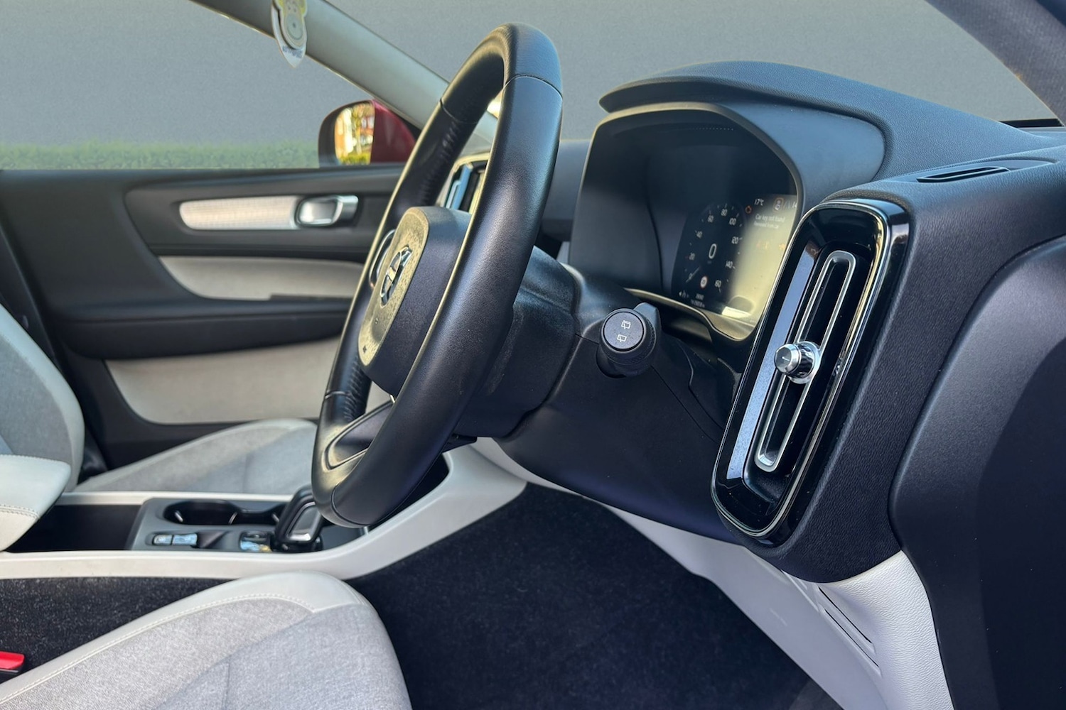 Used Volvo XC40 2019 for sale - 77918994: Photo 22