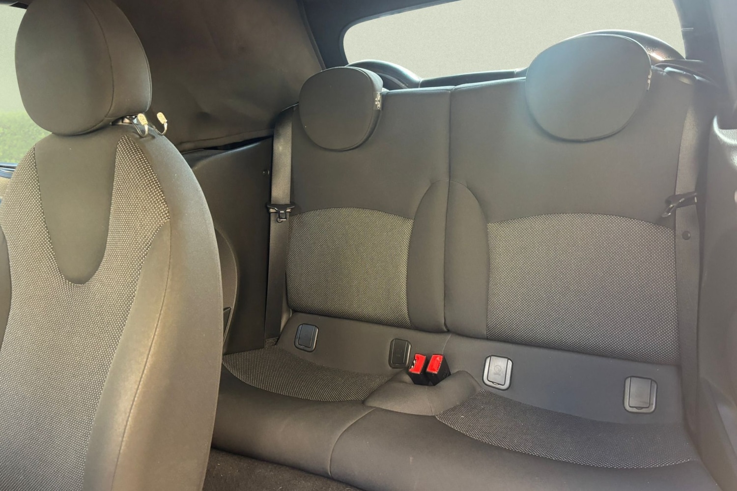 Used MINI Convertible 2015 for sale - 77721619: Photo 22