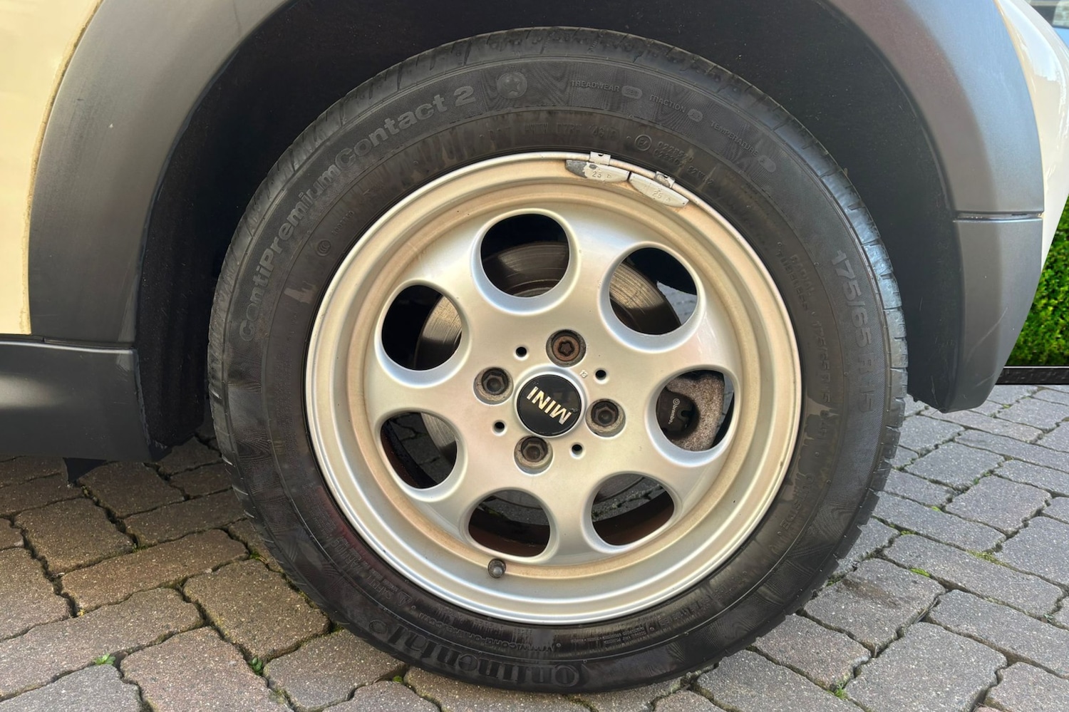 Used MINI Convertible 2015 for sale - 77721619: Photo 23