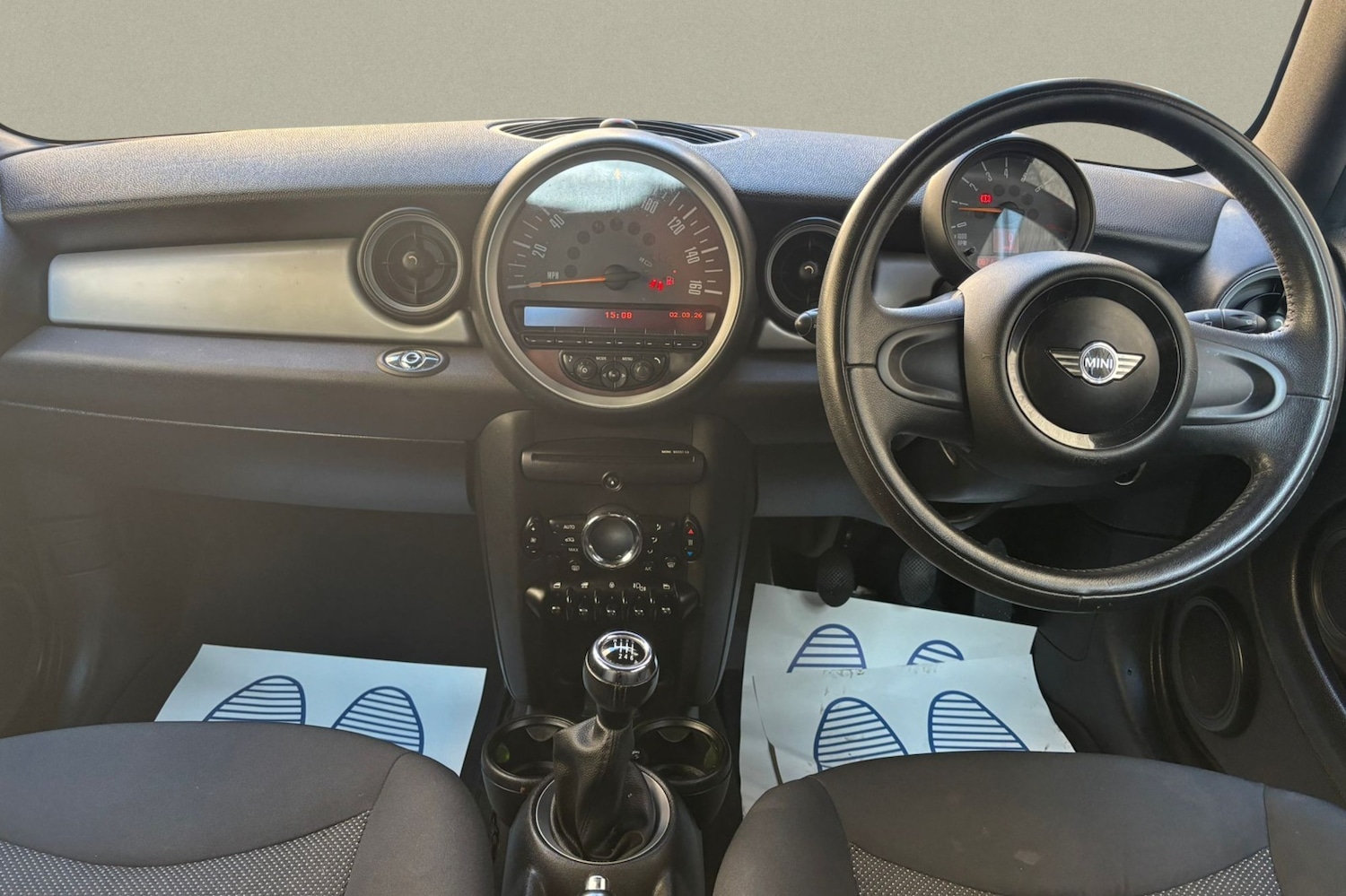 Used MINI Convertible 2015 for sale - 77721619: Photo 24