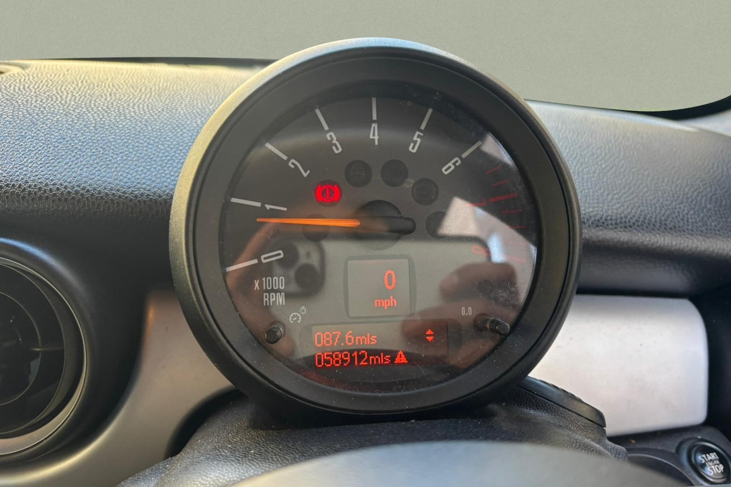 Used MINI Convertible 2015 for sale - 77721619: Photo 26