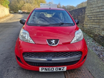 Used Peugeot 107 2010 for sale - 76640125: Photo