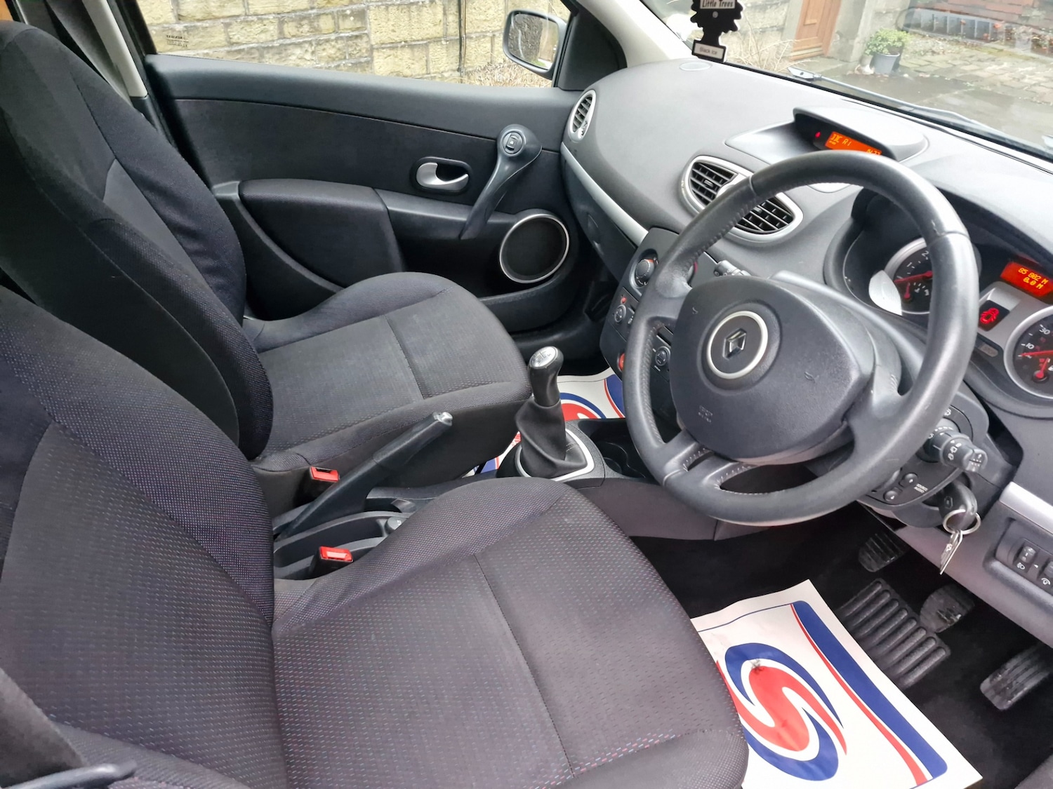 Used Renault Clio 2007 for sale - 77135919: Photo 8