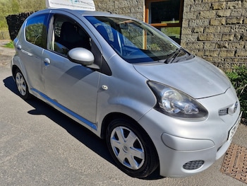 Used Toyota AYGO 2011 for sale - 78373811: Photo