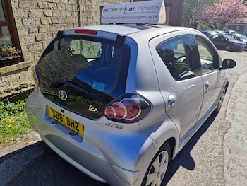 Used Toyota AYGO 2011 for sale - 78373811: Photo