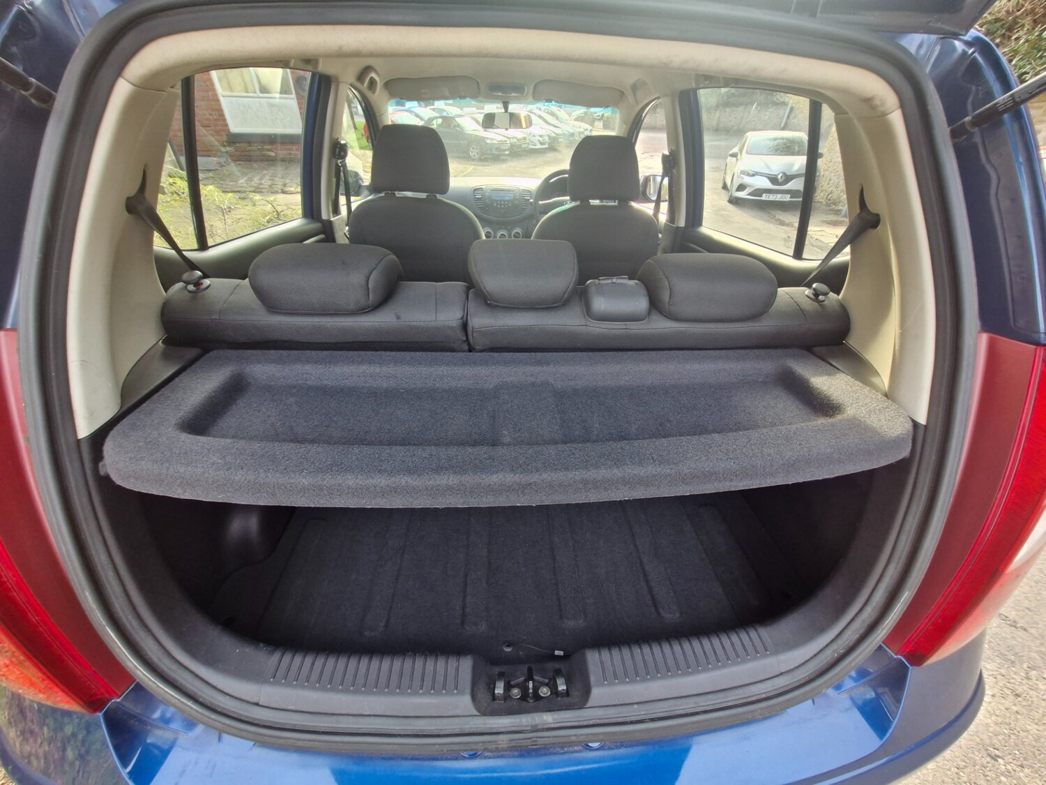 Used Hyundai i10 2012 for sale - 78202248: Photo 10