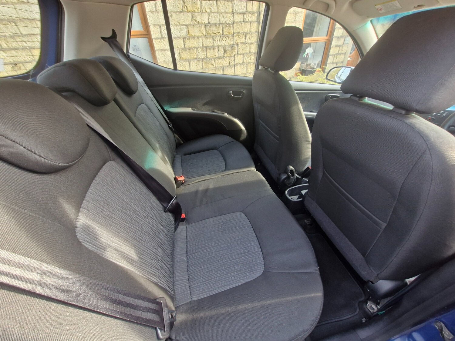 Used Hyundai i10 2012 for sale - 78202248: Photo 9