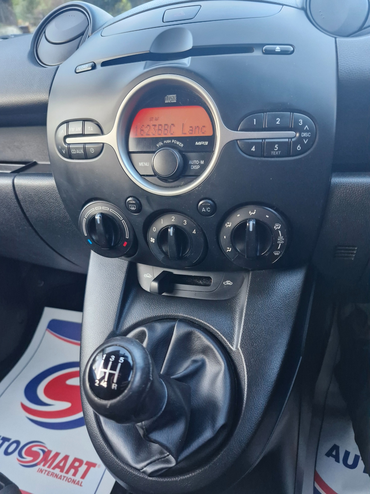 Used Mazda Mazda2 2008 for sale - 76602728: Photo 15