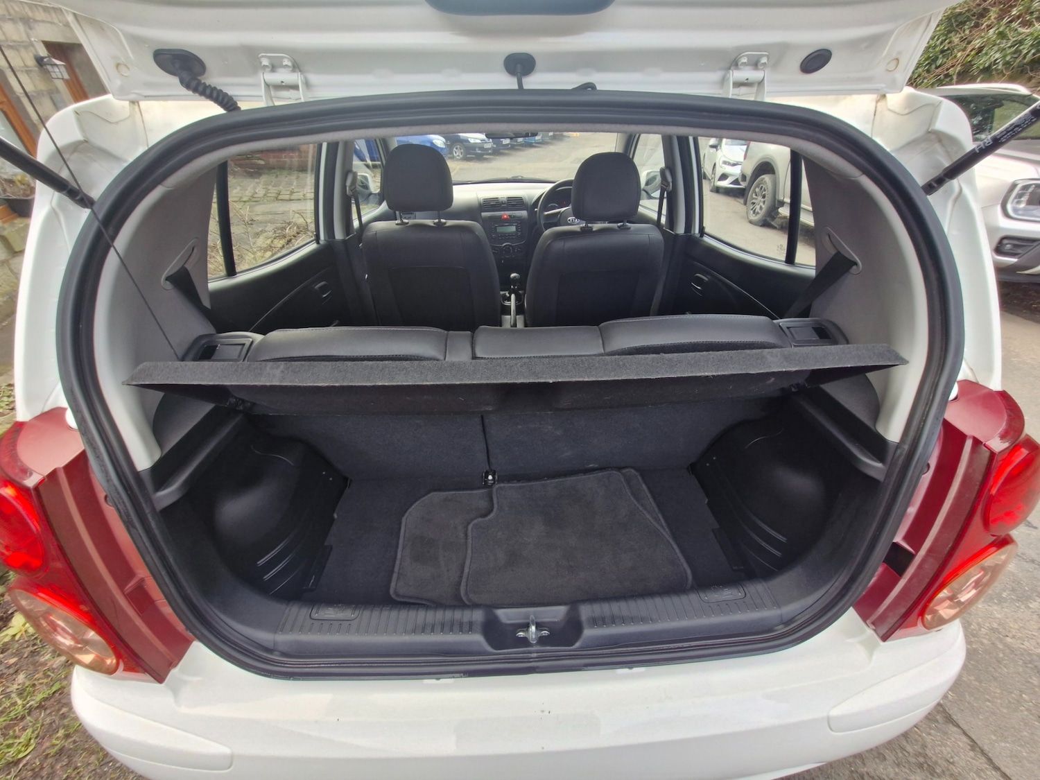 Used Kia Picanto 2010 for sale - 77651499: Photo 11