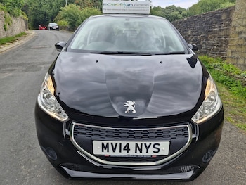 Used Peugeot 208 2014 for sale - 75535737: Photo
