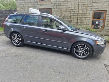 Used Volvo V50 2011 for sale - 78552253: Photo