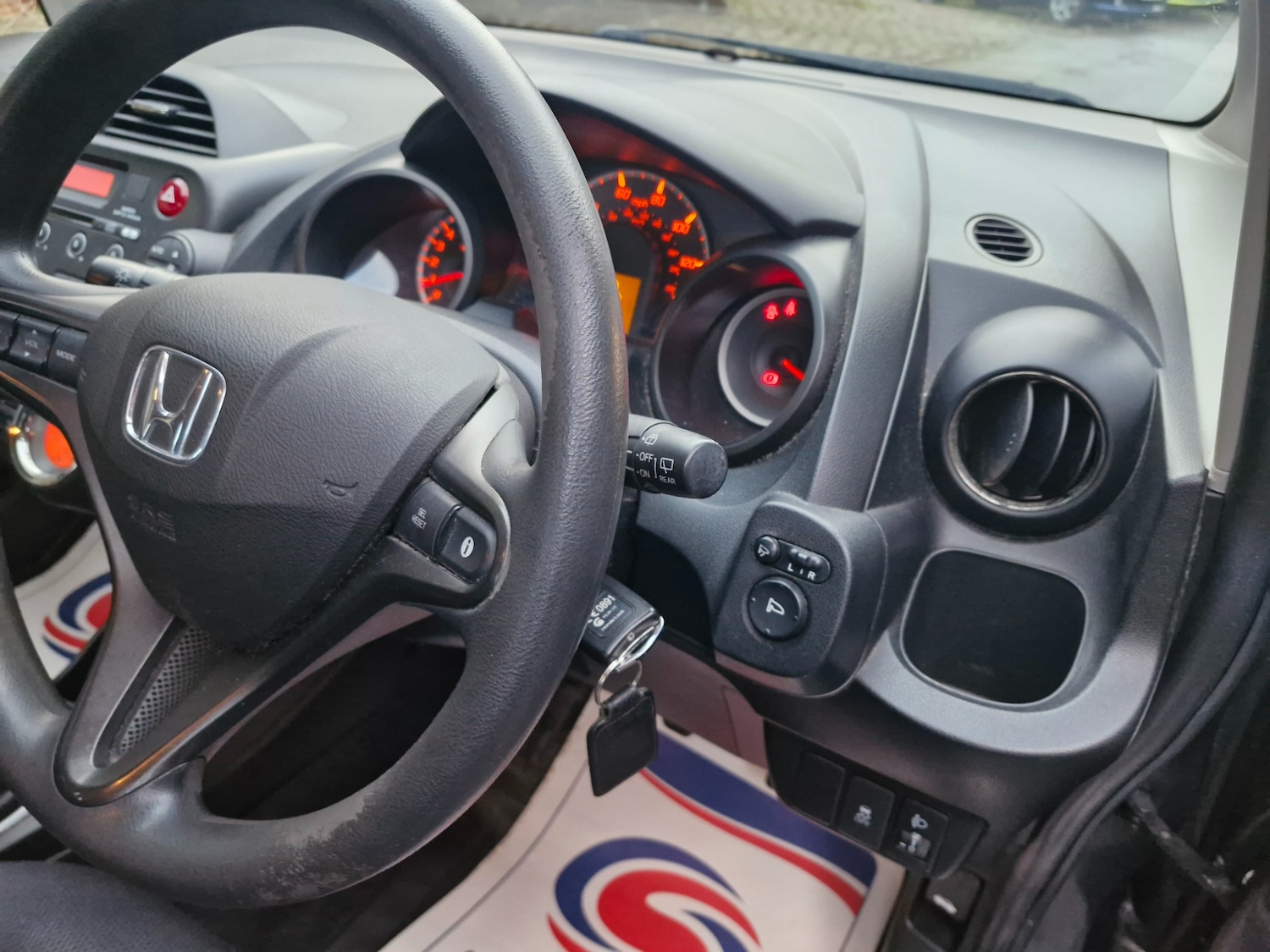 Used Honda Jazz 2011 for sale - 76894876: Photo 8