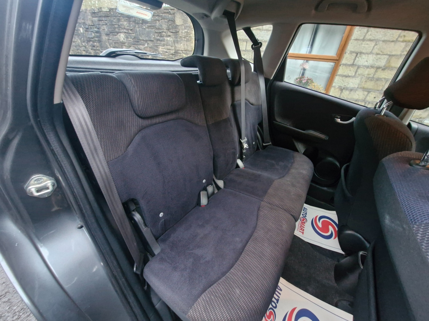 Used Honda Jazz 2011 for sale - 76894876: Photo 9