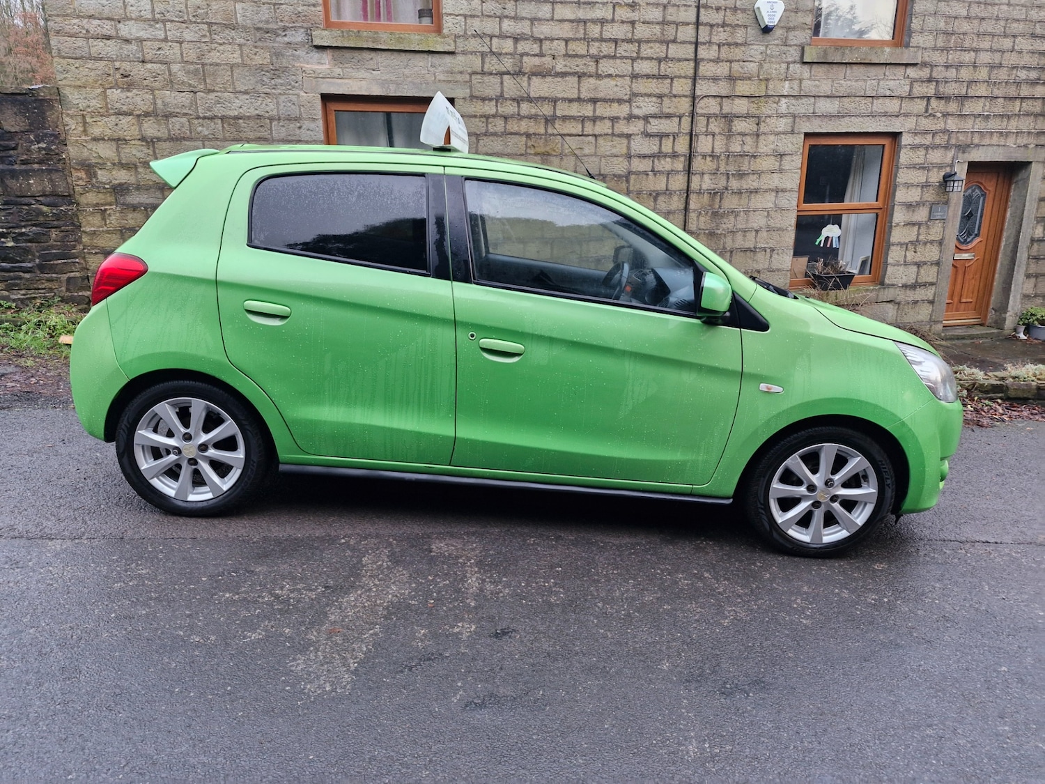Used Mitsubishi Mirage 2013 for sale - 77210807: Photo 2