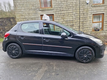Used Peugeot 207 2010 for sale - 77423824: Photo