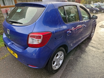 Used Dacia Sandero 2015 for sale - 76366668: Photo