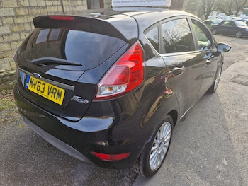 Used Ford Fiesta 2013 for sale - 77261431: Photo