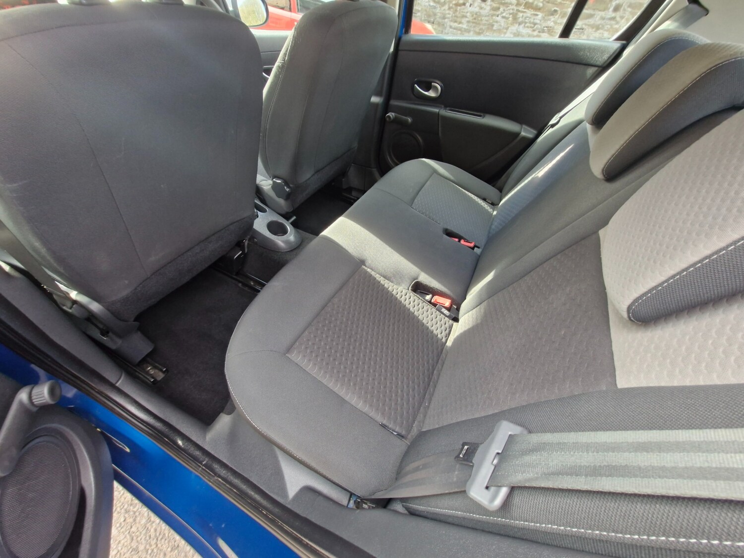 Used Renault Clio 2010 for sale - 78202203: Photo 12