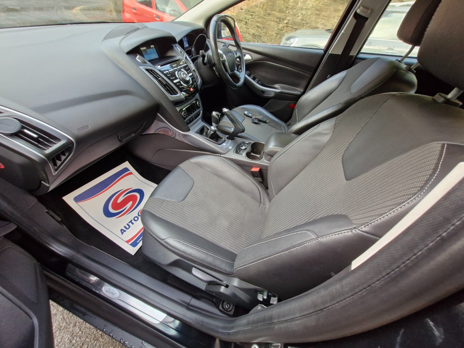 Used Ford Focus 2012 for sale - 77135788: Photo 11