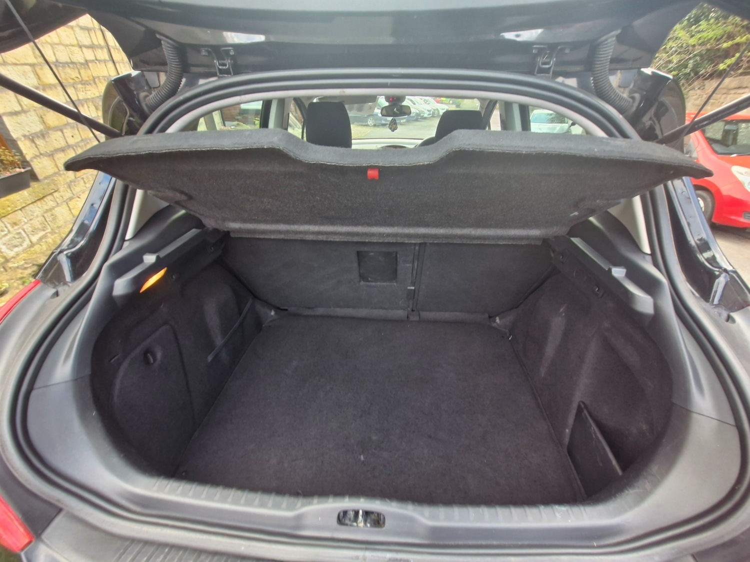 Used Peugeot 308 2011 for sale - 78202165: Photo 10