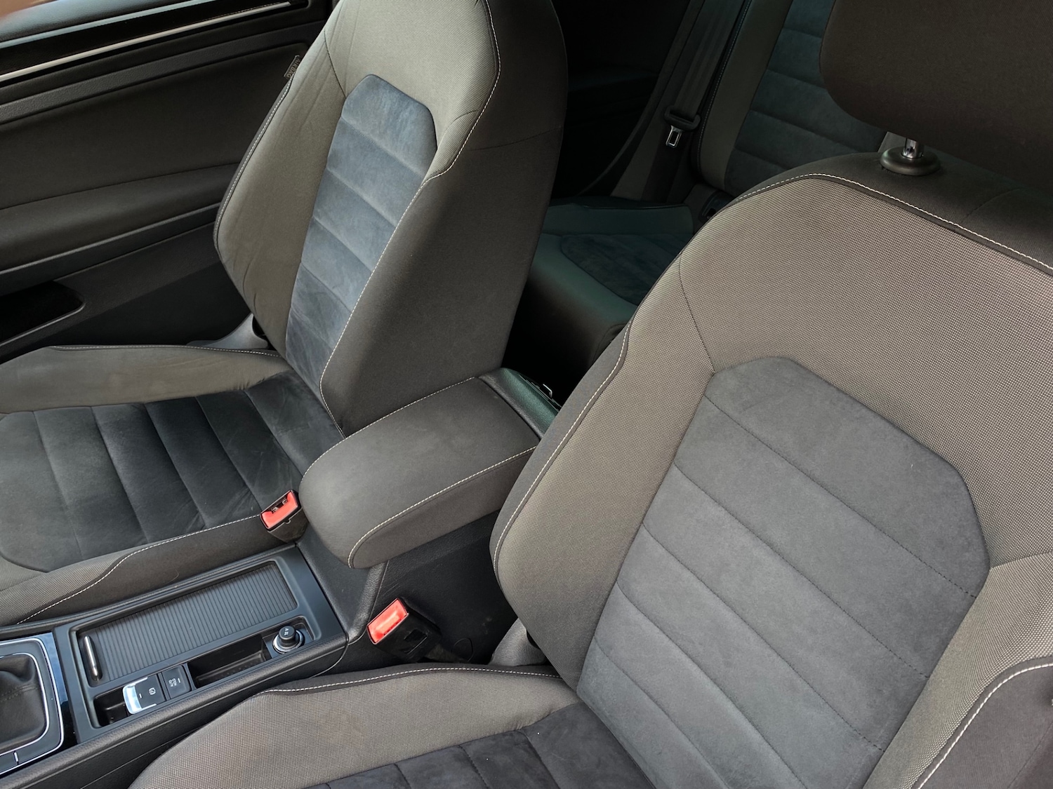 Used Volkswagen Golf 2015 for sale - 76652263: Photo 23