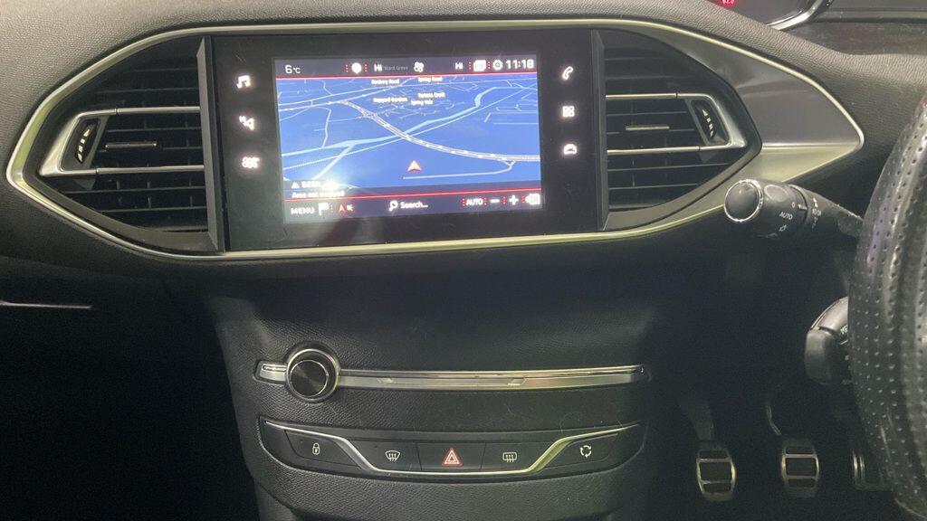 Used Peugeot 308 2017 for sale - 77538185: Photo 9