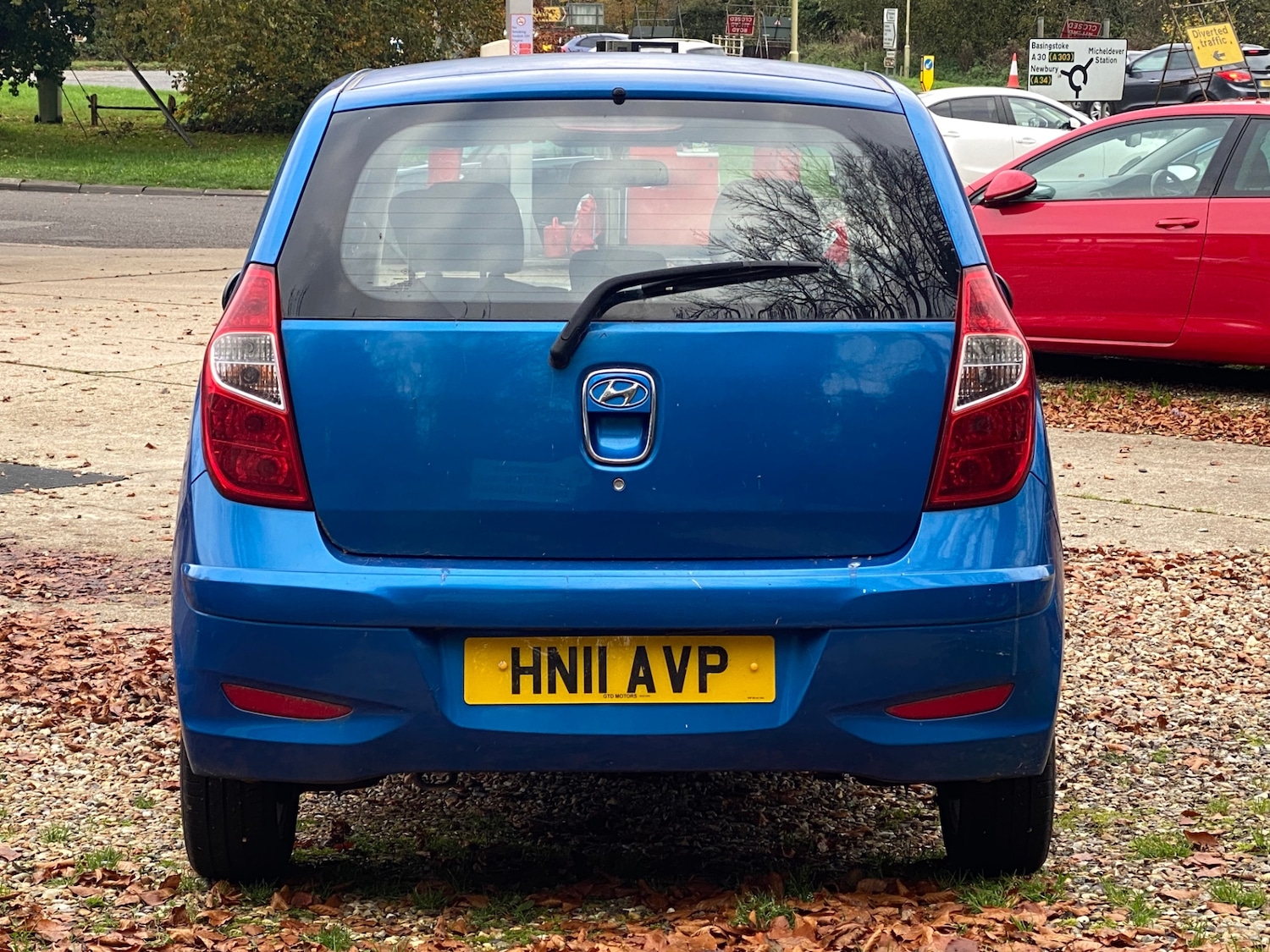 Used Hyundai i10 2011 for sale - 76652789: Photo 8